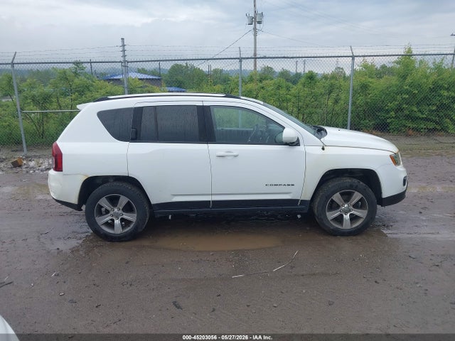 2017 Jeep Compass High Altitude 4x4 მანქანა იყიდება აუქციონზე, vin: 1C4NJDEB1HD101346, აუქციონის ნომერი: 45203056