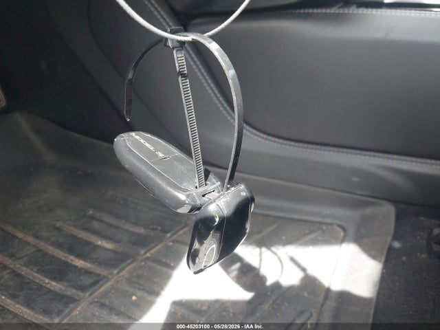 Продаж на аукціоні авто 2014 Tesla Model S, vin: 5YJSA1S14EFP51175, номер лоту: 45203100