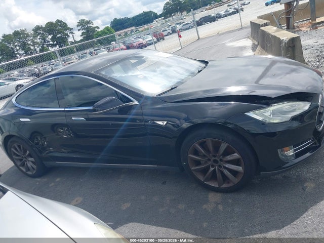 Продаж на аукціоні авто 2014 Tesla Model S, vin: 5YJSA1S14EFP51175, номер лоту: 45203100
