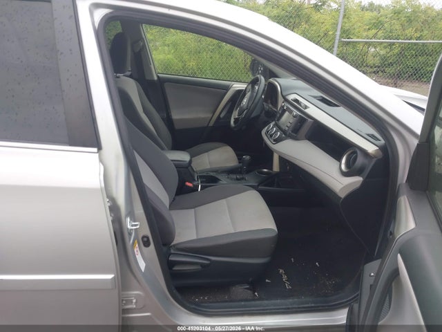 Aukcja sprzedaży 2015 Toyota Rav4 Le, vin: JTMBFREV2FJ025176, numer aukcji: 45203104