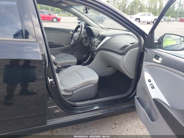 Продажа на аукционе авто 2013 Hyundai Accent Se, vin: KMHCU5AE6DU091164, номер лота: 45203134