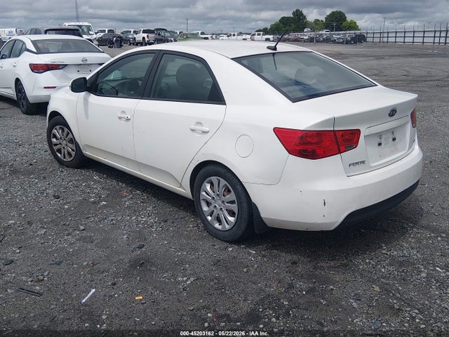 Продажа на аукционе авто 2013 Kia Forte Ex, vin: KNAFU4A2XD5688228, номер лота: 45203162