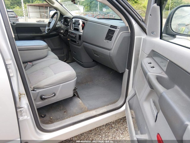 Продаж на аукціоні авто 2007 Dodge Ram 1500 Slt/trx4 Off Road/sport, vin: 1D7HU18P37S115579, номер лоту: 45203214