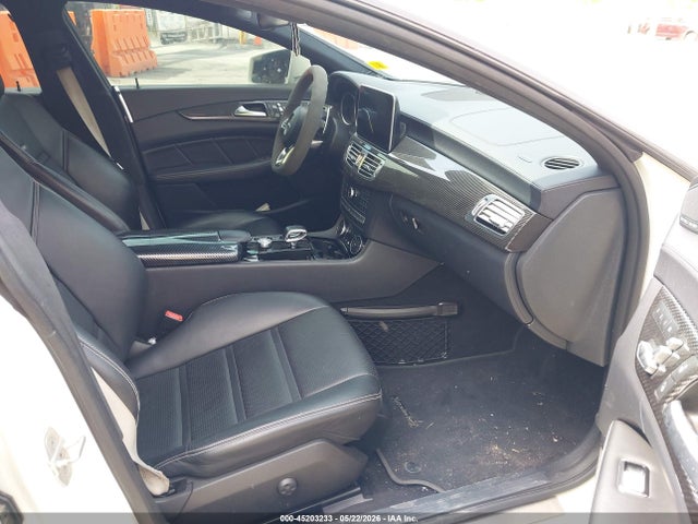 45203233 :رقم المزاد ، WDDLJ7GB7FA136709 vin ، 2015 Mercedes-benz Cls 63 Amg S 4matic مزاد بيع