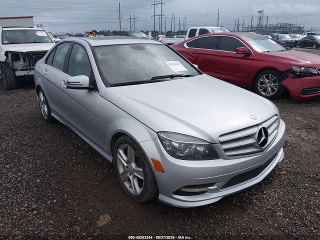 2011 Mercedes-benz C 300 Luxury/sport მანქანა იყიდება აუქციონზე, vin: WDDGF5EB7BR158036, აუქციონის ნომერი: 45203244