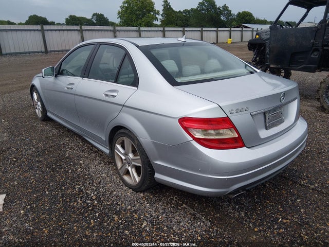 2011 Mercedes-benz C 300 Luxury/sport მანქანა იყიდება აუქციონზე, vin: WDDGF5EB7BR158036, აუქციონის ნომერი: 45203244