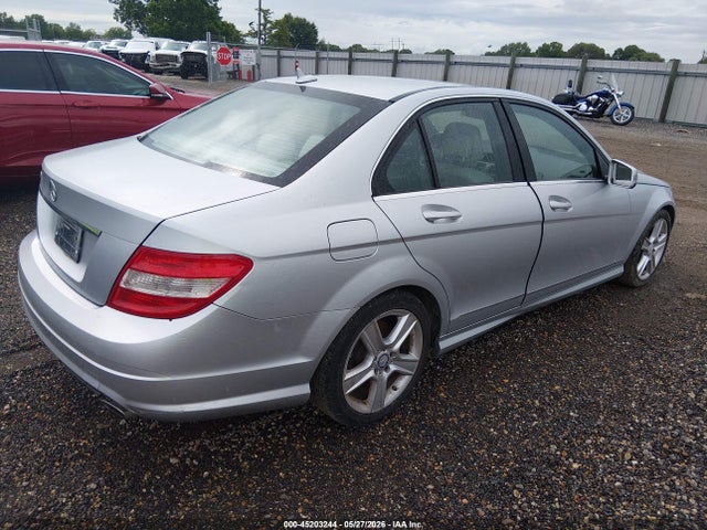 2011 Mercedes-benz C 300 Luxury/sport მანქანა იყიდება აუქციონზე, vin: WDDGF5EB7BR158036, აუქციონის ნომერი: 45203244