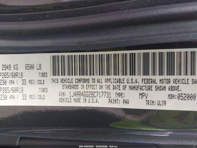 45203267 :رقم المزاد ، 1J4RR4GG2BC717731 vin ، 2011 Jeep Grand Cherokee Laredo مزاد بيع