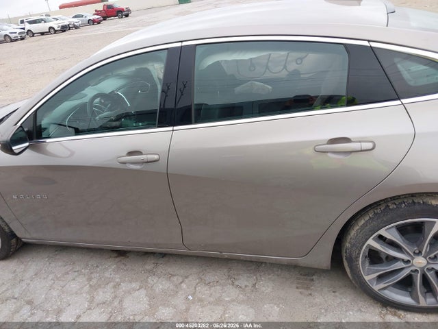 1G1ZE5ST1RF221848 Chevrolet Malibu Fwd 2lt