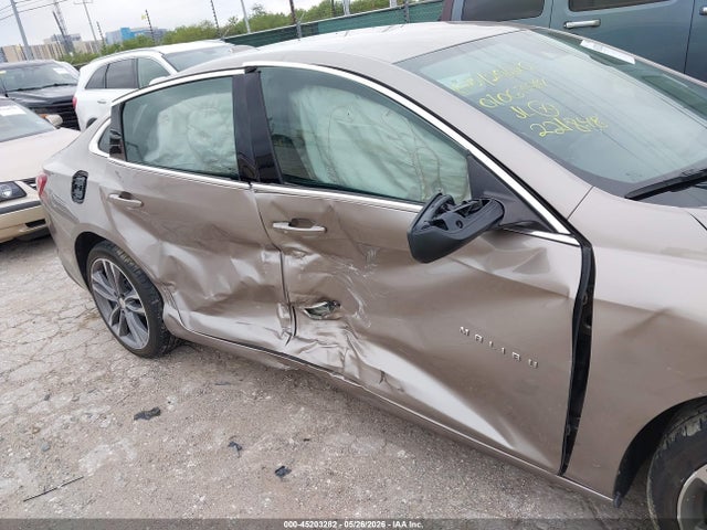 1G1ZE5ST1RF221848 Chevrolet Malibu Fwd 2lt