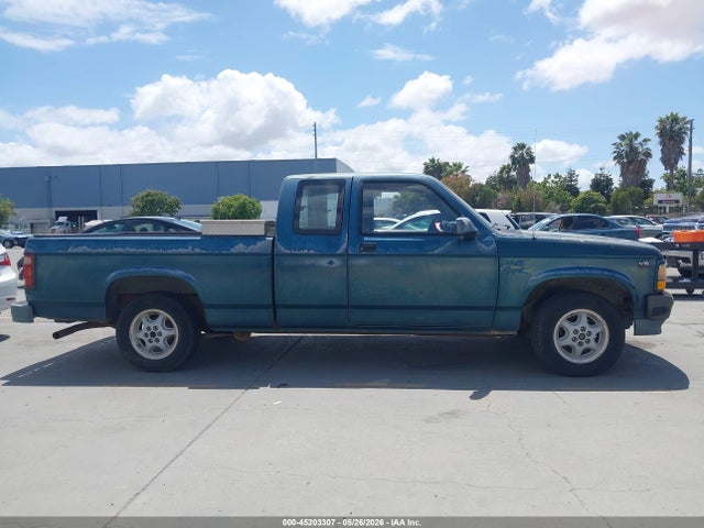 1994 Dodge Dakota მანქანა იყიდება აუქციონზე, vin: 1B7GL23X6RW117425, აუქციონის ნომერი: 45203307
