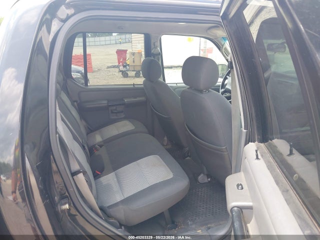 45203329 :رقم المزاد ، 1FMZU67K05UA00307 vin ، 2005 Ford Explorer Sport Trac Adrenalin/xls/xlt مزاد بيع