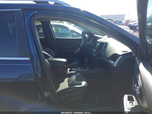 Продаж на аукціоні авто 2018 Jeep Cherokee Latitude Plus, vin: 1C4PJLLBXJD607852, номер лоту: 45203337