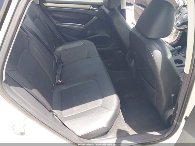 Aukcja sprzedaży 2015 Volkswagen Passat 1.8t Wolfsburg Edition, vin: 1VWAT7A3XFC040118, numer aukcji: 45203400