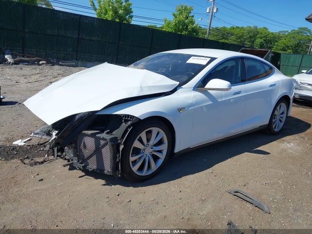 Aukcja sprzedaży 2015 Tesla Model S, vin: 5YJSA1E26FF118828, numer aukcji: 45203444