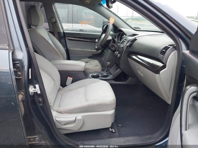 45203499 :رقم المزاد ، 5XYKT4A11BG004859 vin ، 2011 Kia Sorento Lx مزاد بيع