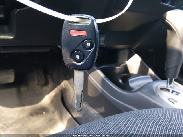 45203511 :رقم المزاد ، JHMGE8H44AC011278 vin ، 2010 Honda Fit Sport مزاد بيع
