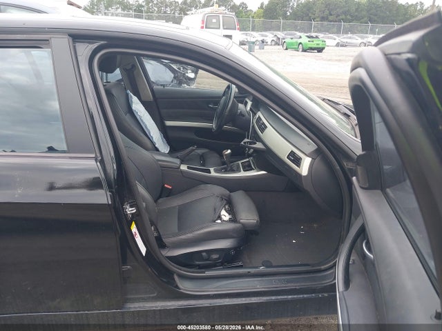 Продажа на аукционе авто 2006 Bmw 325i, vin: WBAVB13546PS65899, номер лота: 45203580