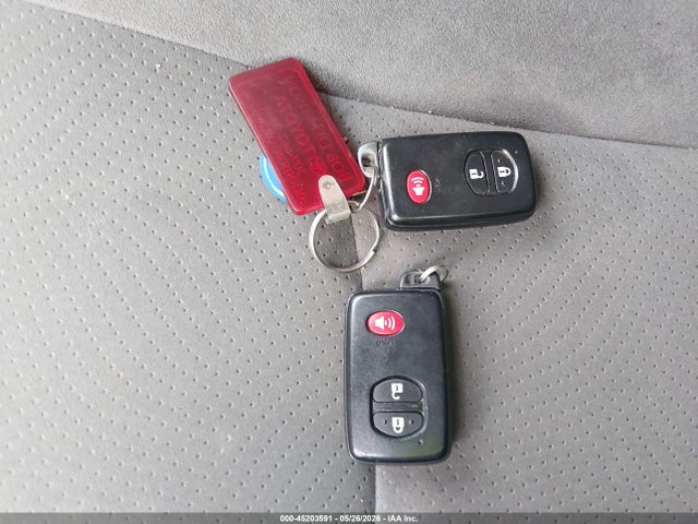 Продаж на аукціоні авто 2014 Toyota Prius Two, vin: JTDKN3DU7E1748271, номер лоту: 45203591