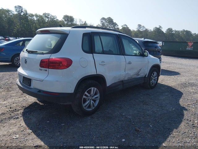 2015 Volkswagen Tiguan S მანქანა იყიდება აუქციონზე, vin: WVGAV7AX6FW615101, აუქციონის ნომერი: 45203593