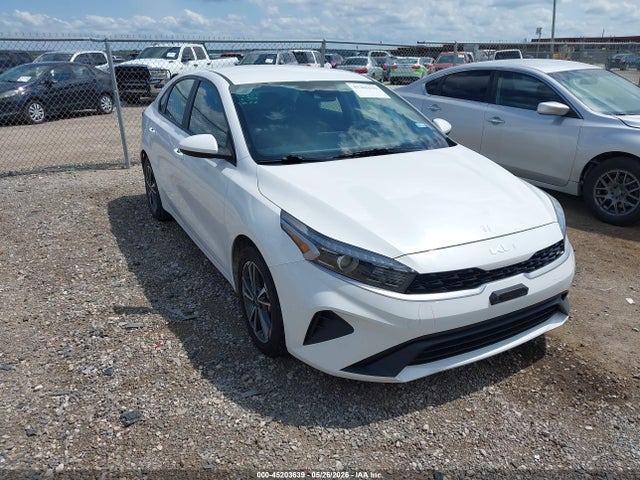 2023 Kia Forte Lxs მანქანა იყიდება აუქციონზე, vin: 3KPF24AD0PE622306, აუქციონის ნომერი: 45203639