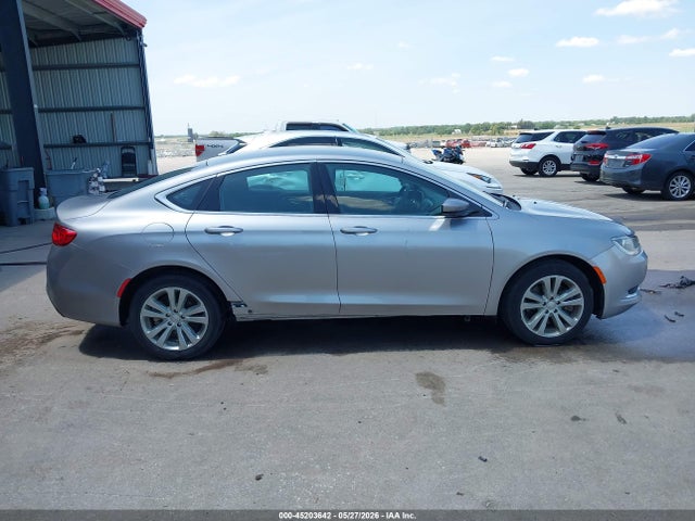 45203642 :رقم المزاد ، 1C3CCCAG4FN758800 vin ، 2015 Chrysler 200 Limited مزاد بيع