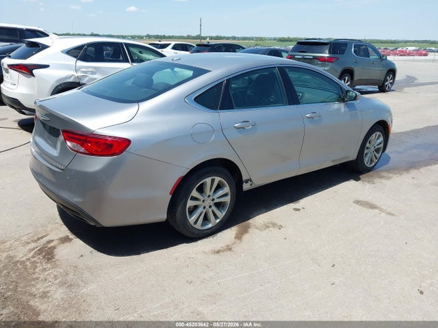 45203642 :رقم المزاد ، 1C3CCCAG4FN758800 vin ، 2015 Chrysler 200 Limited مزاد بيع