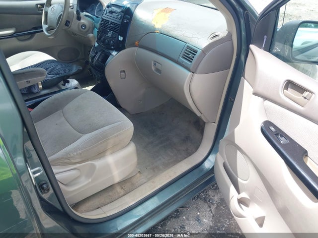 Aukcja sprzedaży 2004 Toyota Sienna Le, vin: 5TDZA23C04S115559, numer aukcji: 45203667