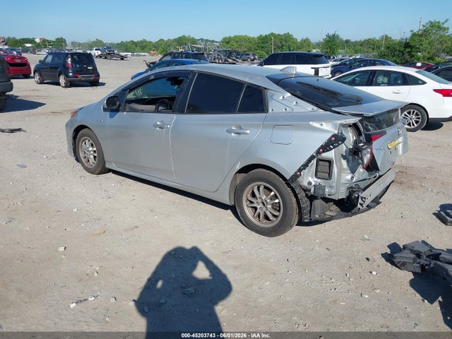 Toyota Prius Le 2021 JTDKAMFUXM3135479 Image 3