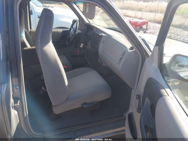 Auction sale of the 2000 Mazda B3000 Se/tl, vin: 4F4YR16V9YTM15725, lot number: 45203780