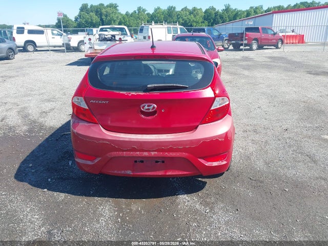 2013 Hyundai Accent Gs მანქანა იყიდება აუქციონზე, vin: KMHCT5AE9DU081764, აუქციონის ნომერი: 45203791