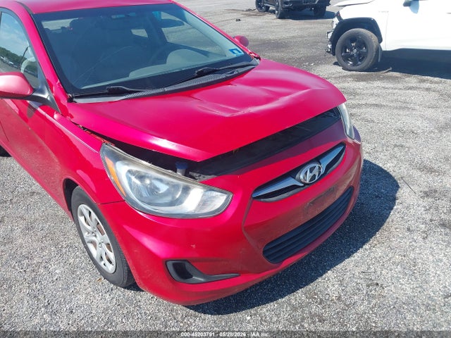 2013 Hyundai Accent Gs მანქანა იყიდება აუქციონზე, vin: KMHCT5AE9DU081764, აუქციონის ნომერი: 45203791