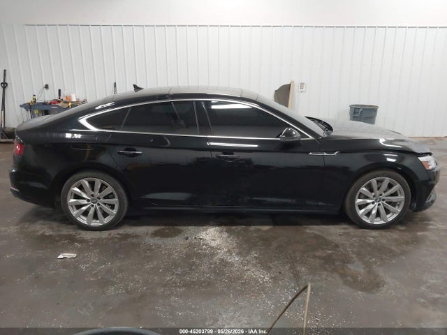 45203799 :رقم المزاد ، WAUANCF51JA038890 vin ، 2018 Audi A5 2.0t Premium مزاد بيع