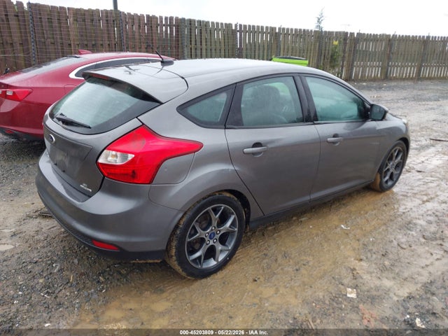 2014 Ford Focus Se მანქანა იყიდება აუქციონზე, vin: 1FADP3K26EL324921, აუქციონის ნომერი: 45203809
