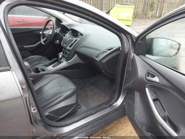 2014 Ford Focus Se მანქანა იყიდება აუქციონზე, vin: 1FADP3K26EL324921, აუქციონის ნომერი: 45203809
