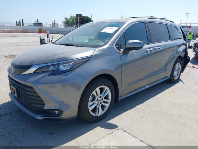 2026 Toyota Sienna Xle მანქანა იყიდება აუქციონზე, vin: 5TDYSKFC4TS235724, აუქციონის ნომერი: 45203840