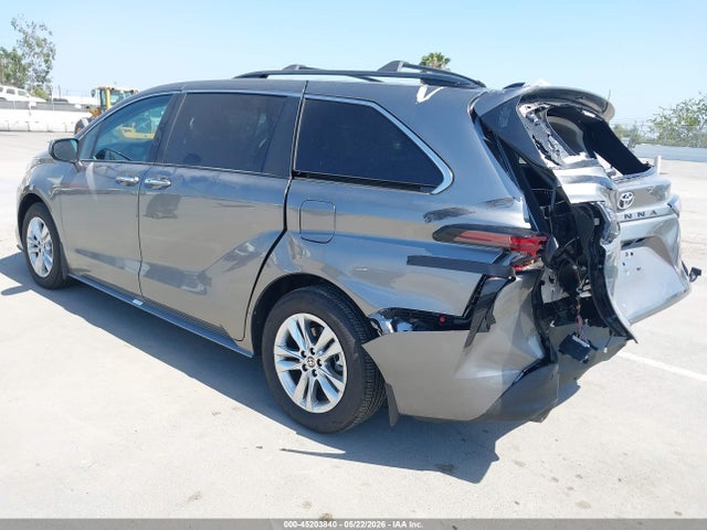 2026 Toyota Sienna Xle მანქანა იყიდება აუქციონზე, vin: 5TDYSKFC4TS235724, აუქციონის ნომერი: 45203840