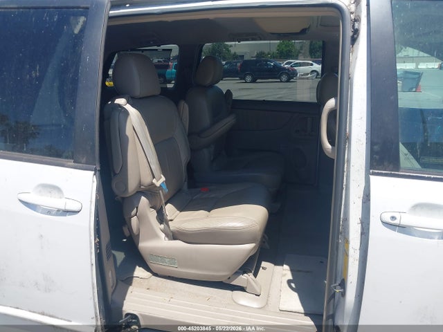 45203845 :رقم المزاد ، 5TDZA22C84S218584 vin ، 2004 Toyota Sienna Xle مزاد بيع