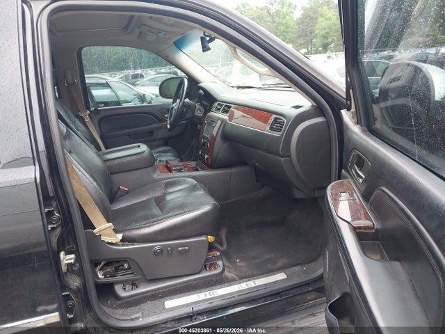 Продажа на аукционе авто 2012 Chevrolet Suburban 1500 Ltz, vin: 1GNSCKE05CR324122, номер лота: 45203861