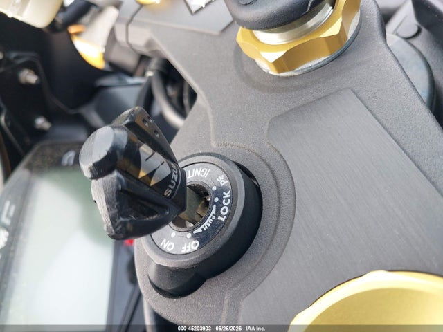 2017 Suzuki Gsx-r1000 მანქანა იყიდება აუქციონზე, vin: JS1DM11B9H2100393, აუქციონის ნომერი: 45203903
