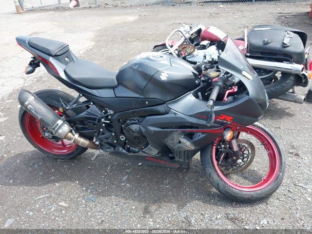 2017 Suzuki Gsx-r1000 მანქანა იყიდება აუქციონზე, vin: JS1DM11B9H2100393, აუქციონის ნომერი: 45203903