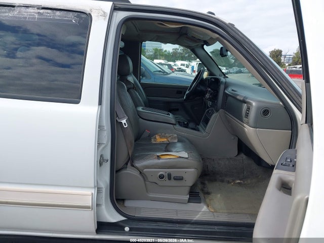 Продаж на аукціоні авто 2004 Chevrolet Suburban 1500 Lt, vin: 1GNEC16T84J328987, номер лоту: 45203921