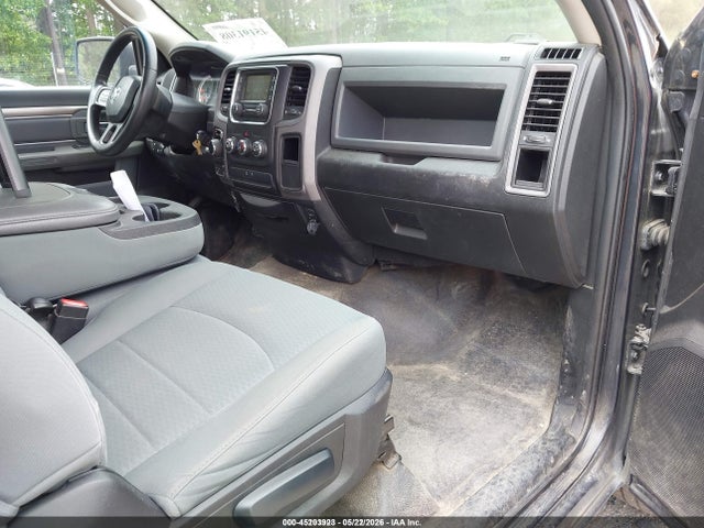 45203923 :رقم المزاد ، 3C6JR7DG7HG765294 vin ، 2017 Ram 1500 مزاد بيع
