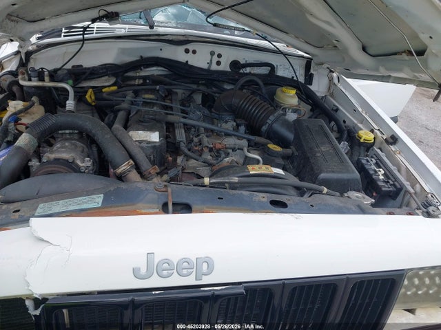 Auction sale of the 2000 Jeep Cherokee Sport, vin: 1J4FF48S0YL142584, lot number: 45203928