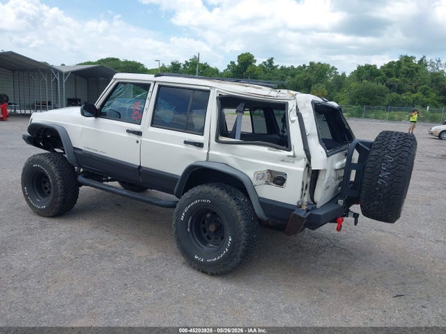 Auction sale of the 2000 Jeep Cherokee Sport, vin: 1J4FF48S0YL142584, lot number: 45203928