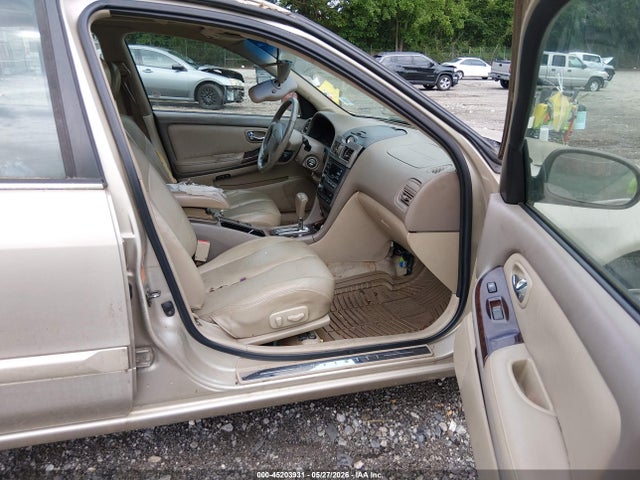 2000 Infiniti I30 Luxury/touring მანქანა იყიდება აუქციონზე, vin: JNKCA31A6YT202045, აუქციონის ნომერი: 45203931