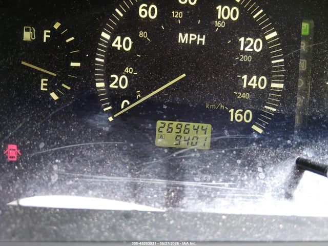 2000 Infiniti I30 Luxury/touring მანქანა იყიდება აუქციონზე, vin: JNKCA31A6YT202045, აუქციონის ნომერი: 45203931