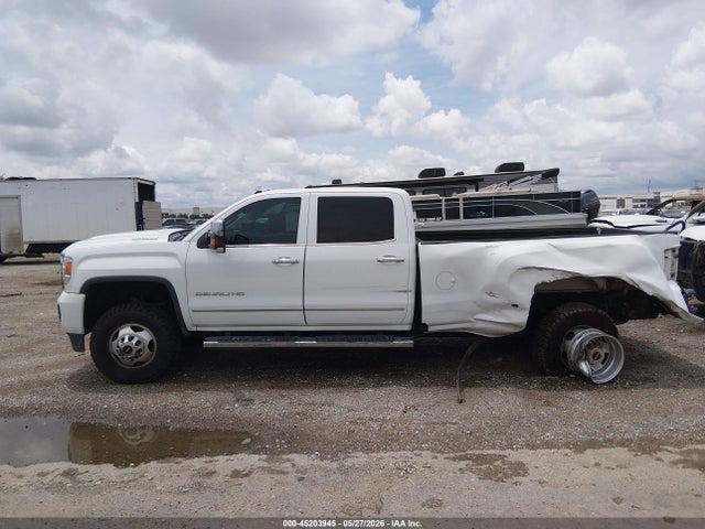 45203945 :رقم المزاد ، 1GT42YEY5HF215634 vin ، 2017 Gmc Sierra 3500hd Denali مزاد بيع