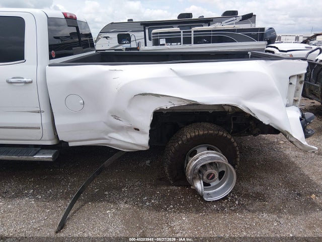 45203945 :رقم المزاد ، 1GT42YEY5HF215634 vin ، 2017 Gmc Sierra 3500hd Denali مزاد بيع