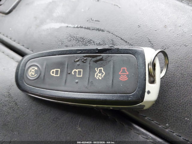 45204029 :رقم المزاد ، 2LMDJ8JK8BBJ07523 vin ، 2011 Lincoln Mkx مزاد بيع